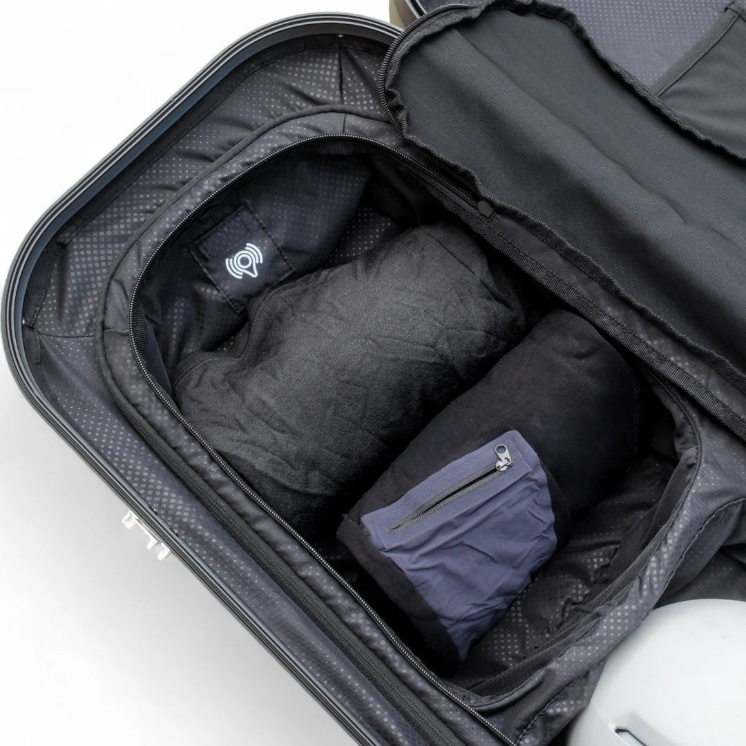 Four-Sided Hard-Shell Ski Travel Case | 4-Wheel Spinner Design | TSA-Approved Lock | Professional Ski & Snowboard Gear Protection (Up to 190 cm)